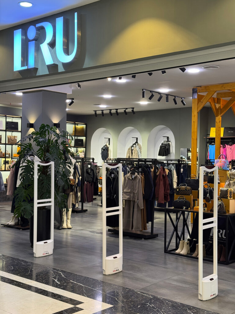 liru_shop_store_clothing_لیرو-2